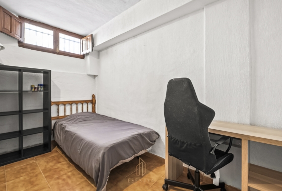 Rynek wtórny - Szeregowiec - Torrevieja - La Mata