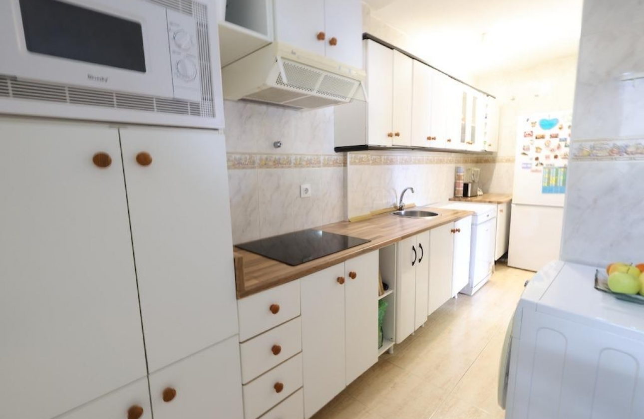 Rynek wtórny - Szeregowiec - Torrevieja - Torretas