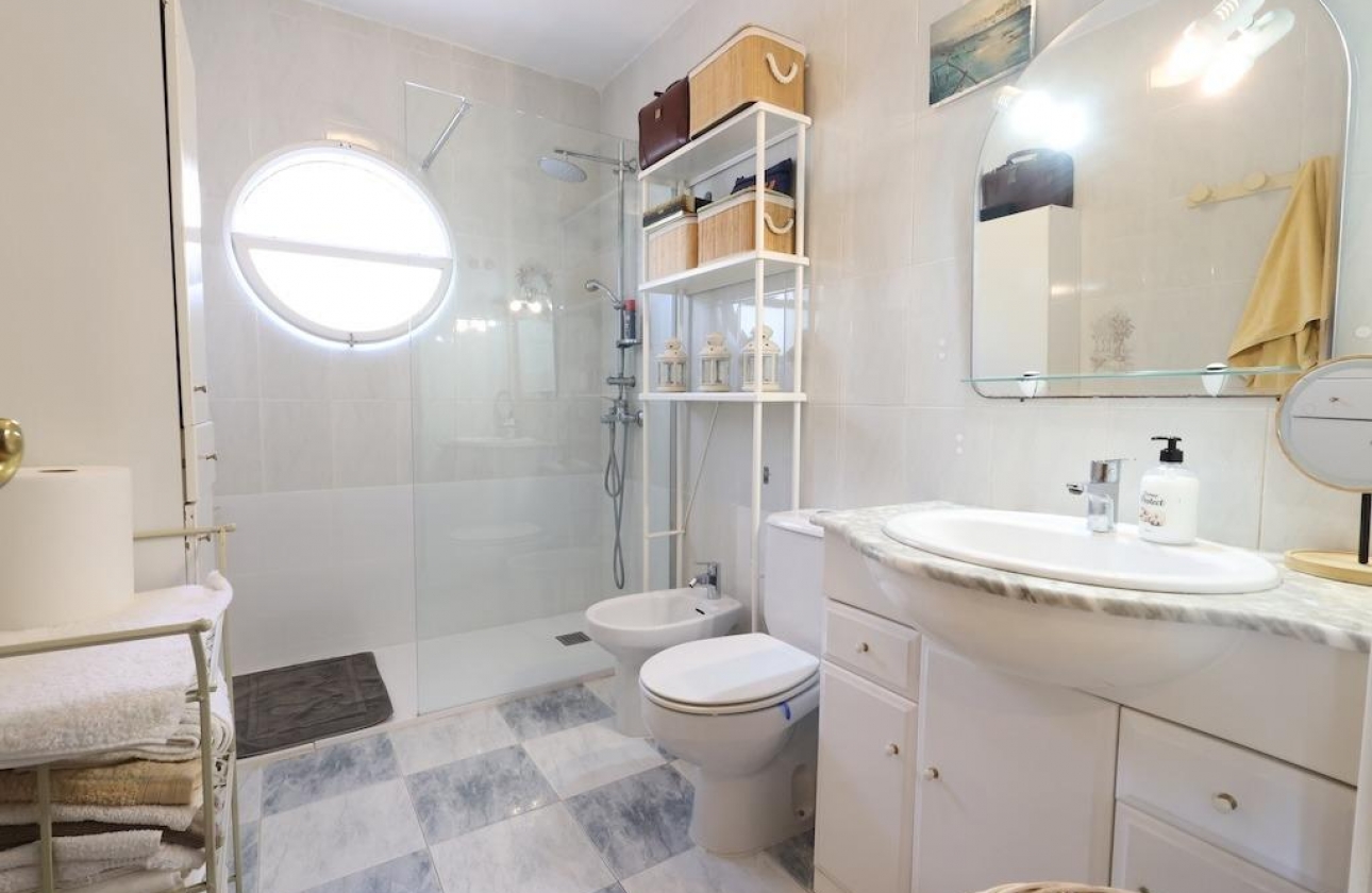 Rynek wtórny - Szeregowiec - Torrevieja - Torretas