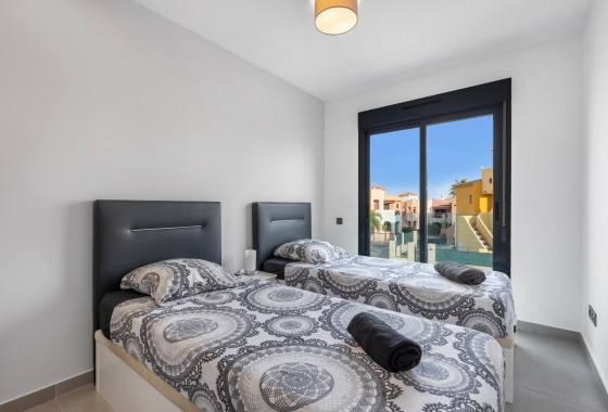 Rynek wtórny - Bungalow - Torrevieja - Los Balcones