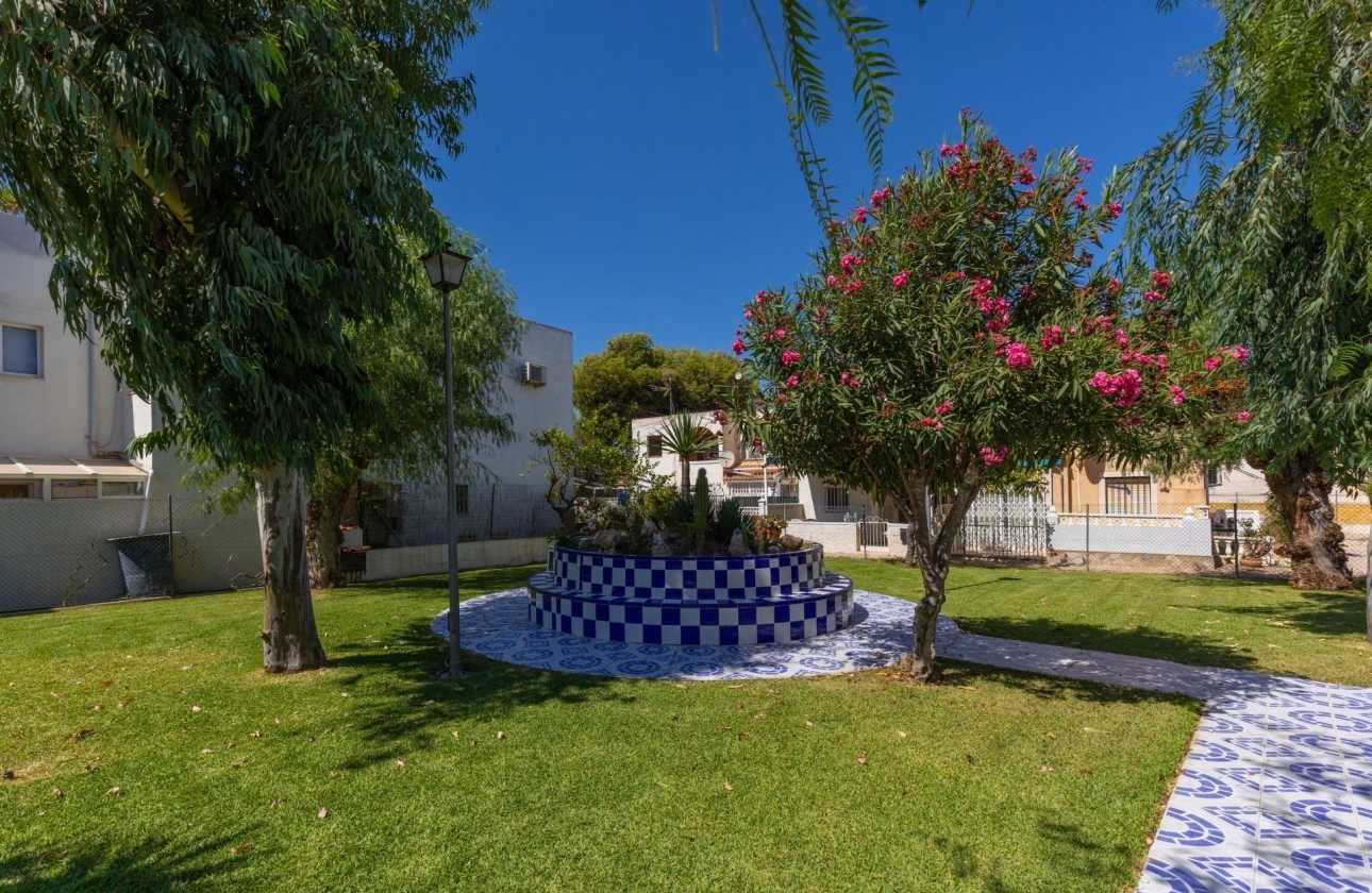 Rynek wtórny - Bungalow - Torrevieja - La Siesta - El Salado -  Torreta