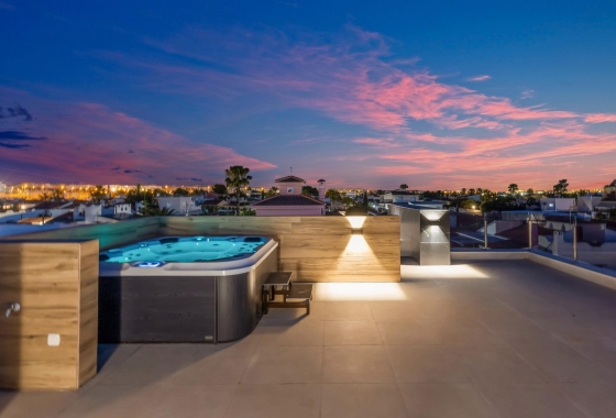 Rynek wtórny - Villa - Torrevieja - Torreta Florida