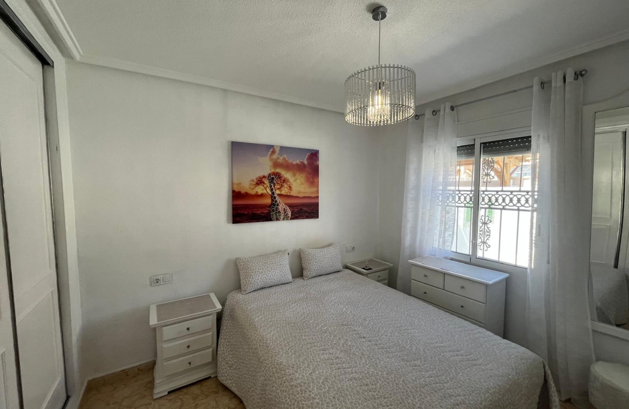 Rynek wtórny - Bungalow - Torrevieja - Serena