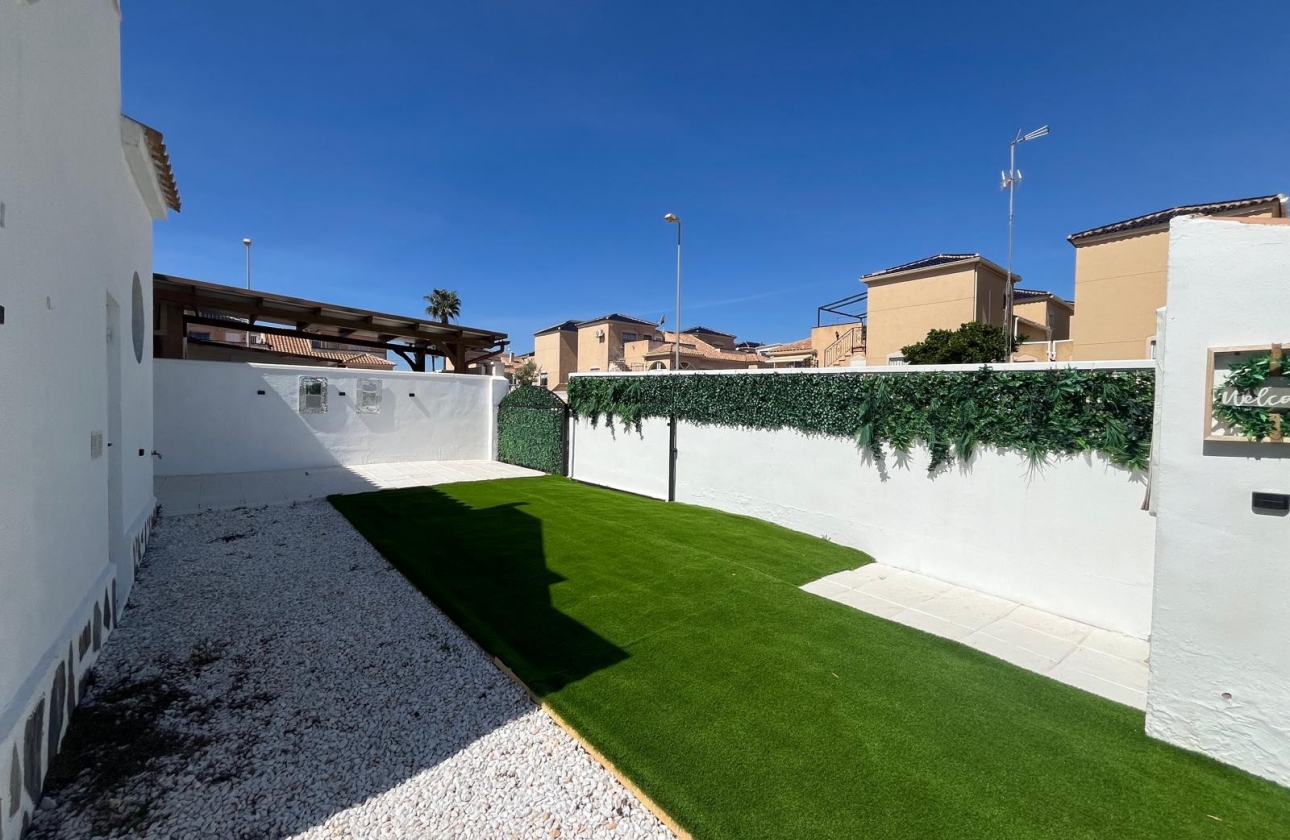 Rynek wtórny - Bungalow - Torrevieja - Serena