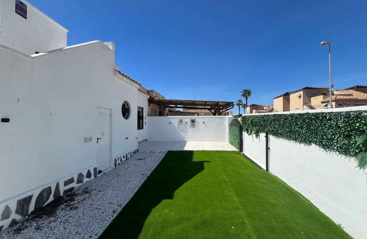 Rynek wtórny - Bungalow - Torrevieja - Serena