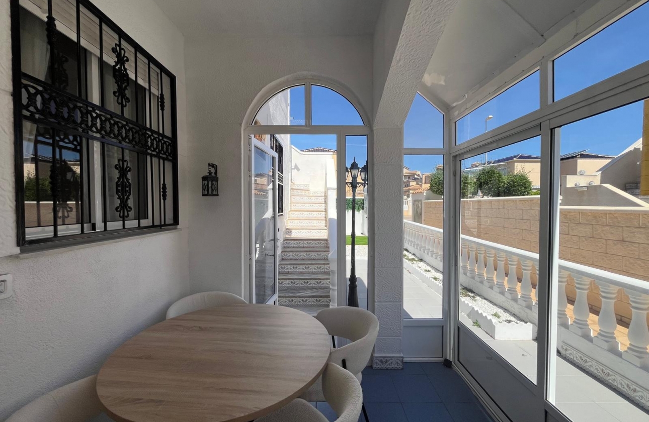 Rynek wtórny - Bungalow - Torrevieja - Serena