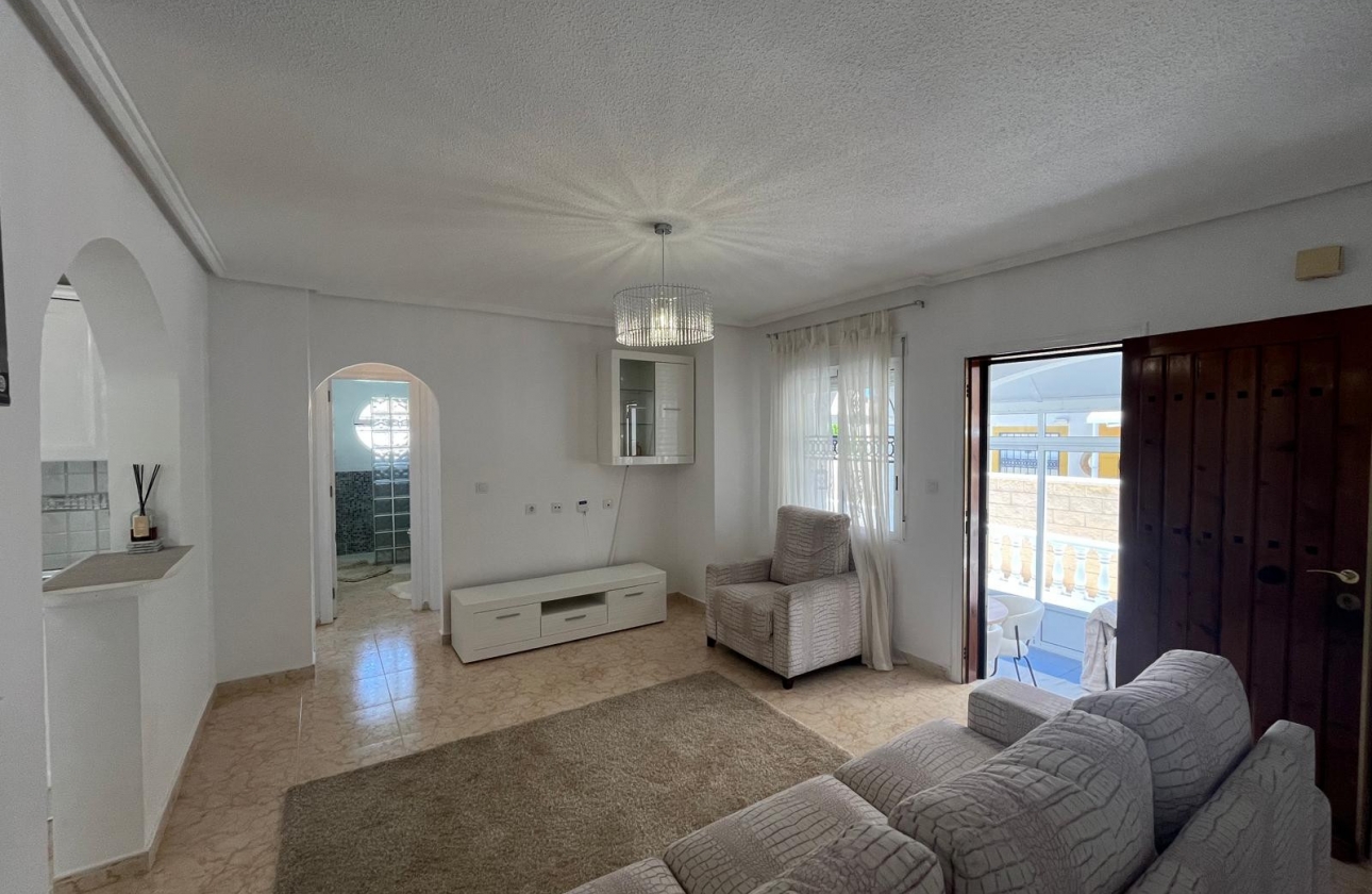 Rynek wtórny - Bungalow - Torrevieja - Serena