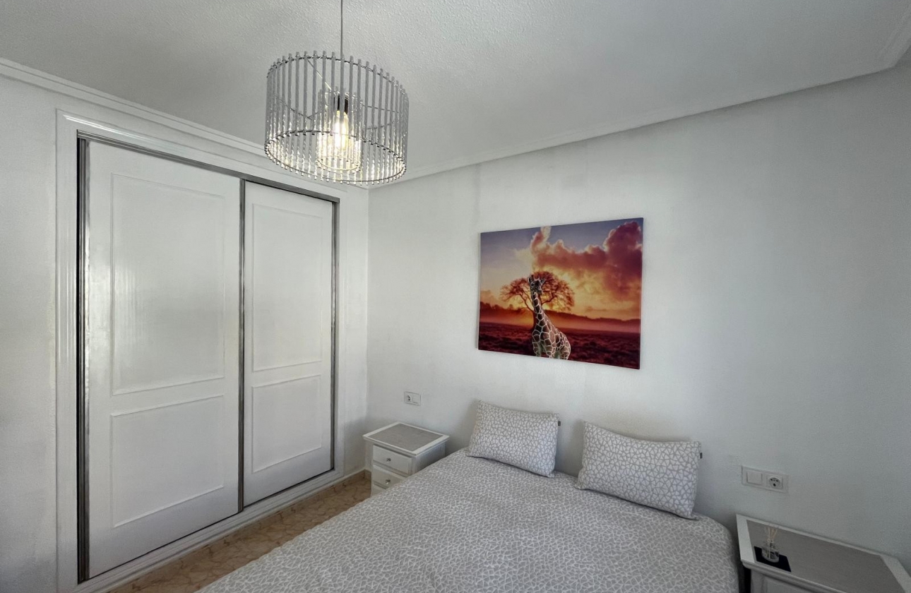 Rynek wtórny - Bungalow - Torrevieja - Serena