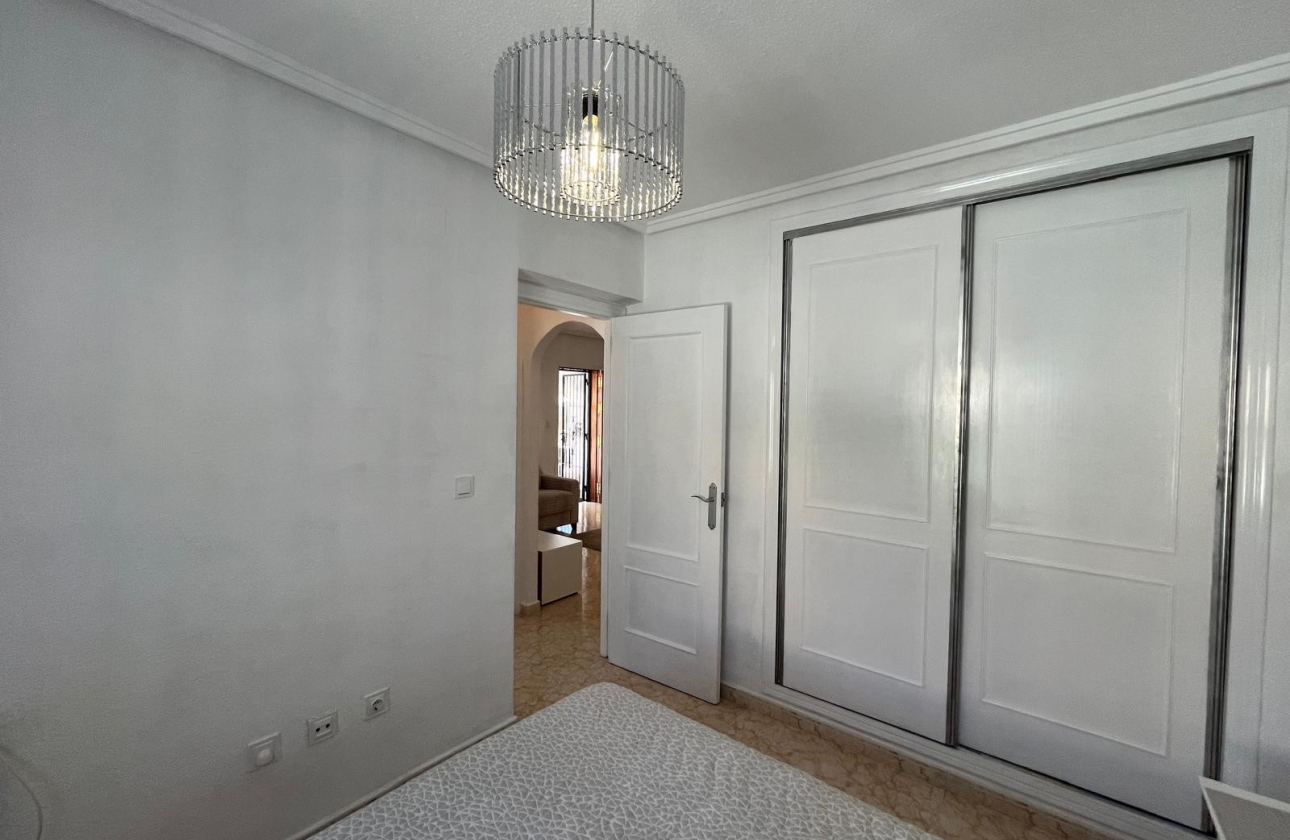 Rynek wtórny - Bungalow - Torrevieja - Serena