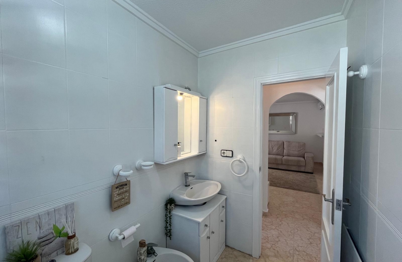 Rynek wtórny - Bungalow - Torrevieja - Serena