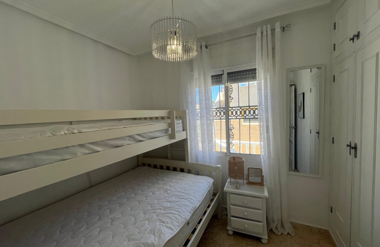 Rynek wtórny - Bungalow - Torrevieja - Serena