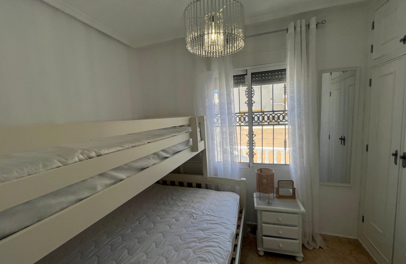 Rynek wtórny - Bungalow - Torrevieja - Serena