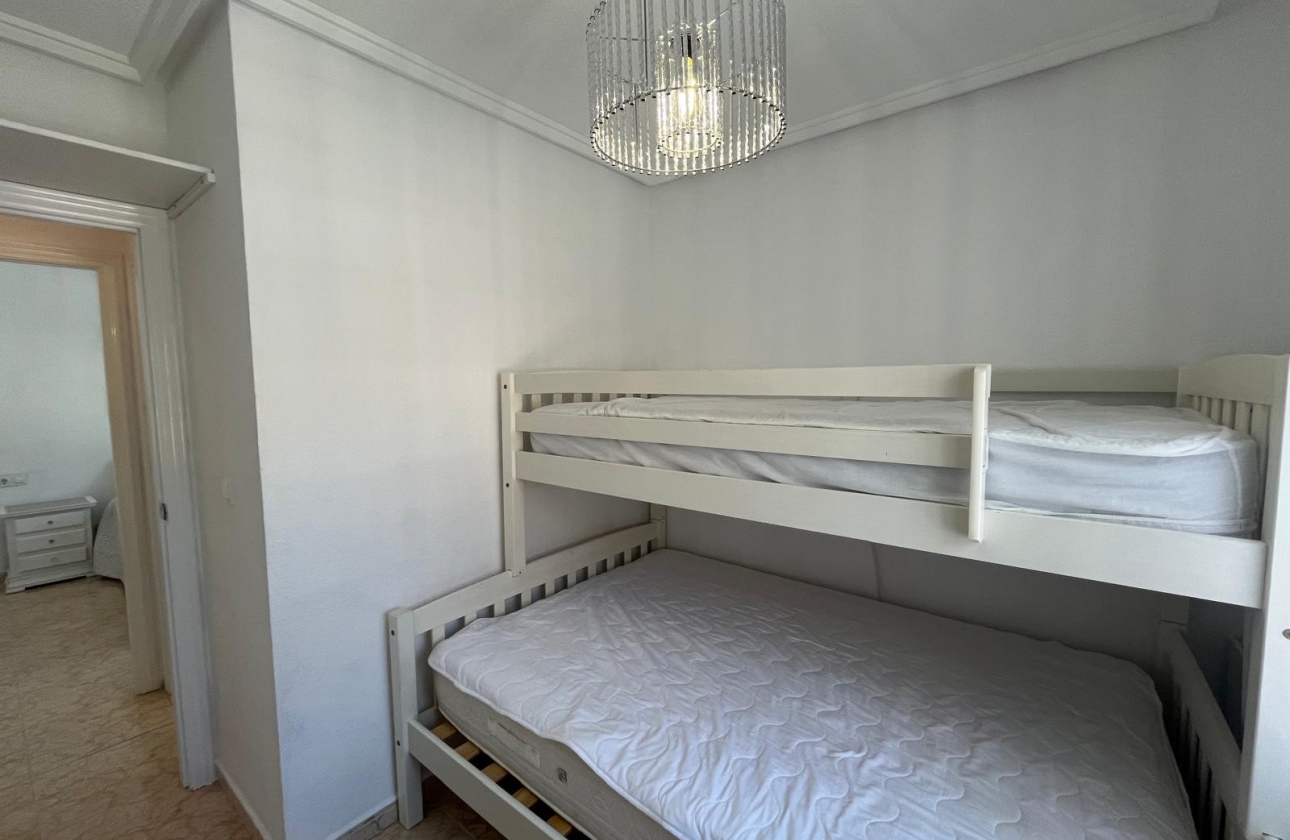 Rynek wtórny - Bungalow - Torrevieja - Serena