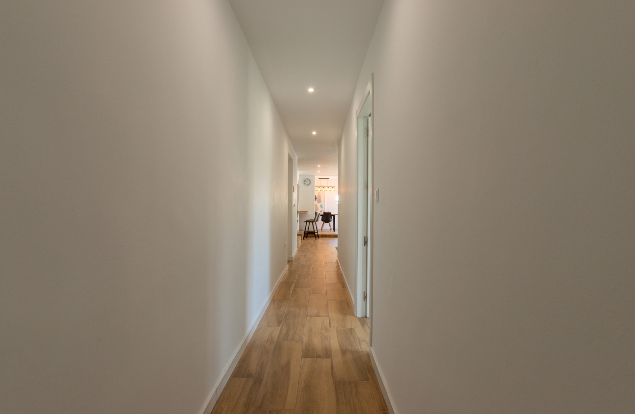 Rynek wtórny - Szeregowiec - Torrevieja - Los Balcones