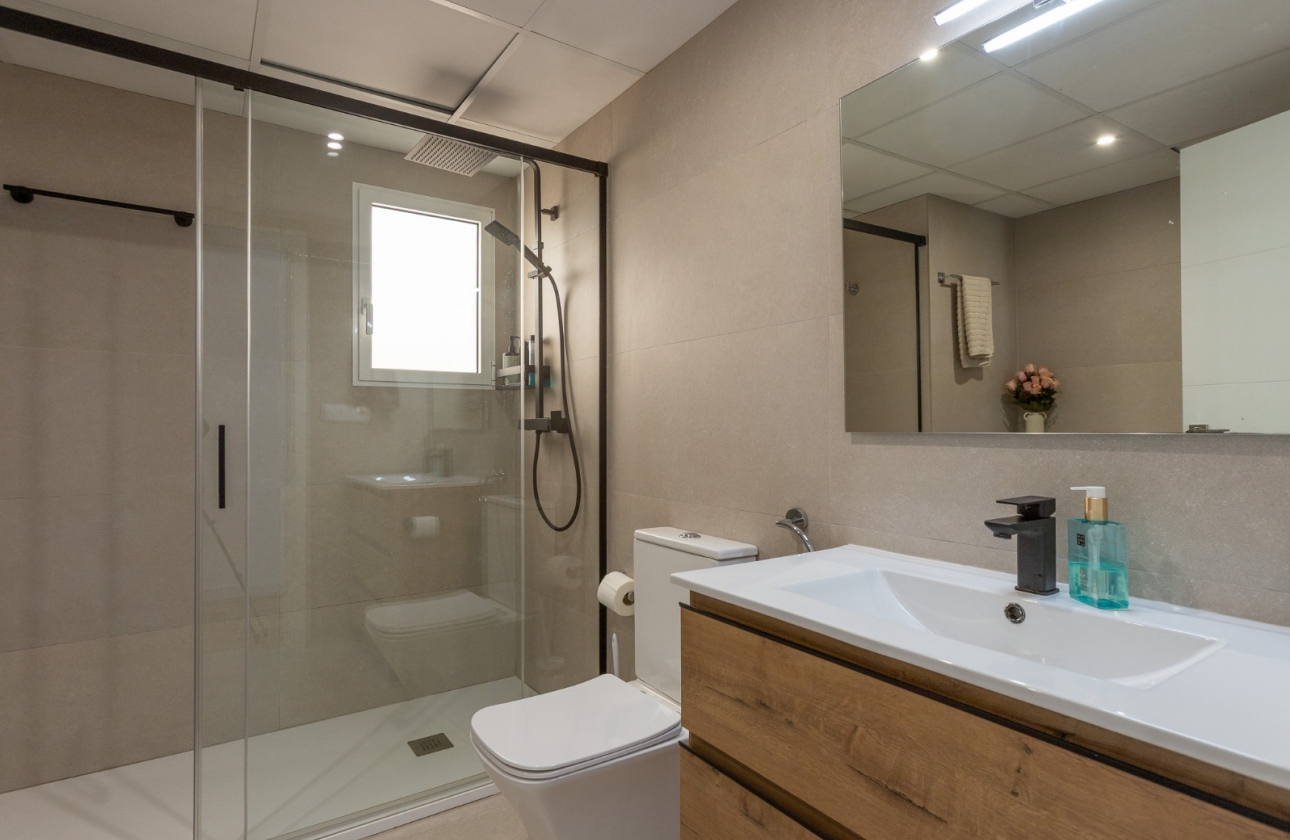 Rynek wtórny - Szeregowiec - Torrevieja - Los Balcones