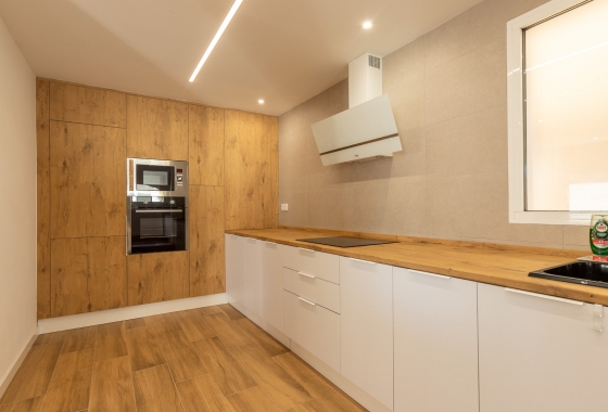 Rynek wtórny - Szeregowiec - Torrevieja - Los Balcones