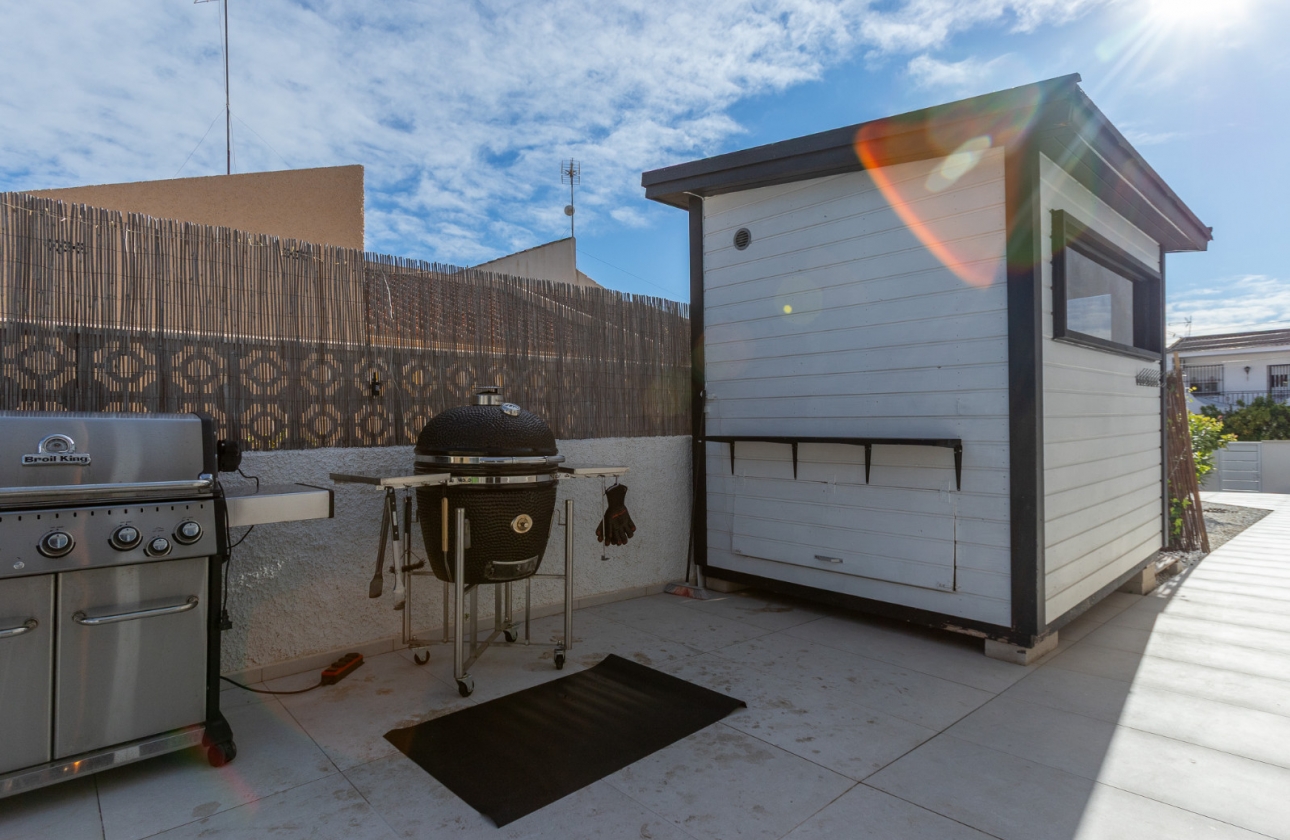 Rynek wtórny - Szeregowiec - Torrevieja - Los Balcones