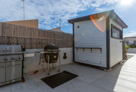 Rynek wtórny - Szeregowiec - Torrevieja - Los Balcones