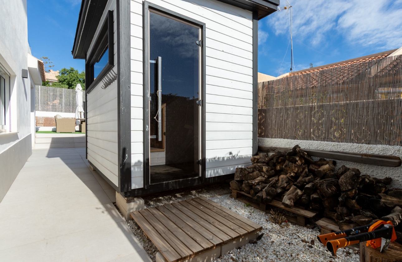 Rynek wtórny - Szeregowiec - Torrevieja - Los Balcones