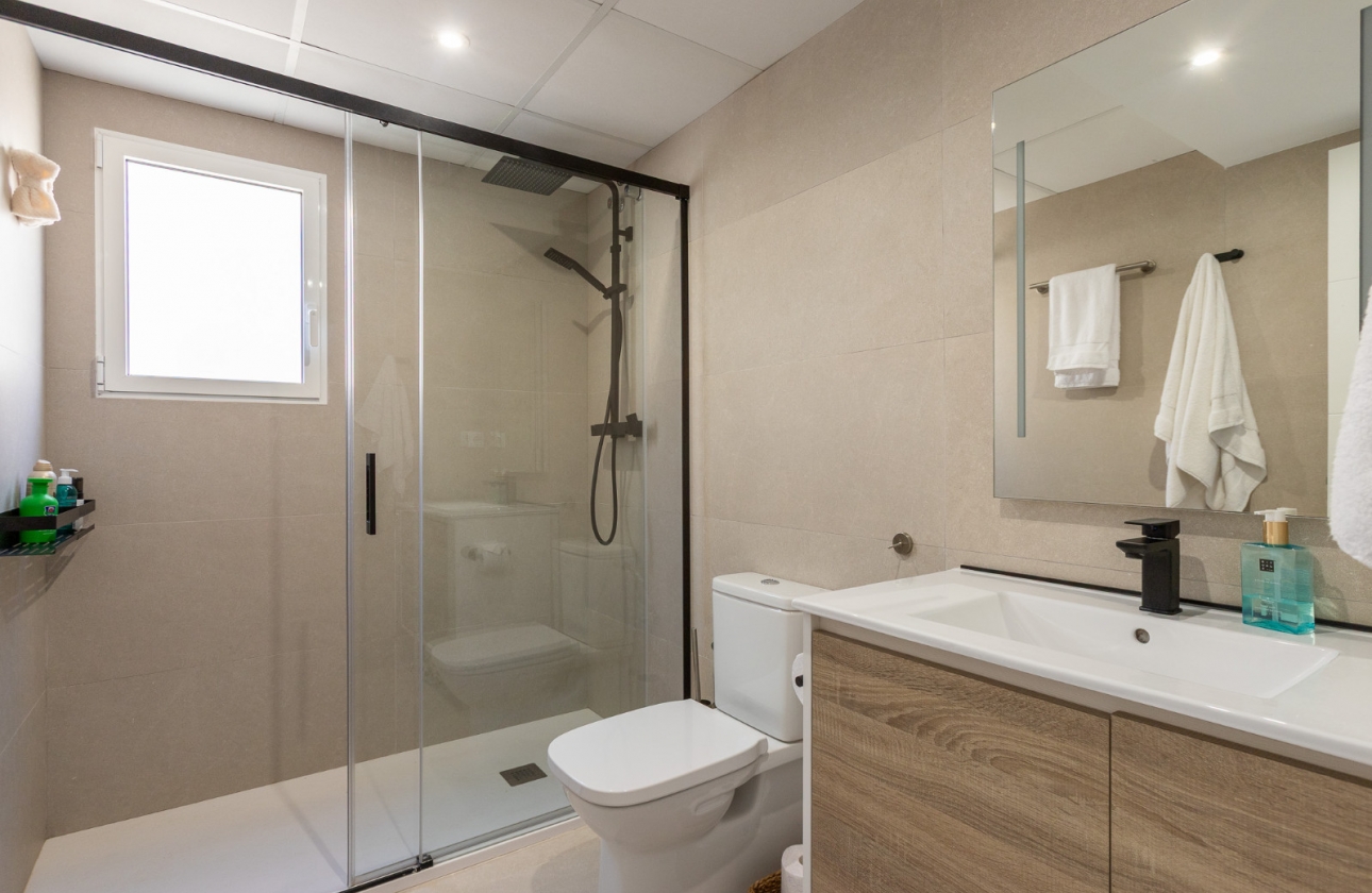 Rynek wtórny - Szeregowiec - Torrevieja - Los Balcones