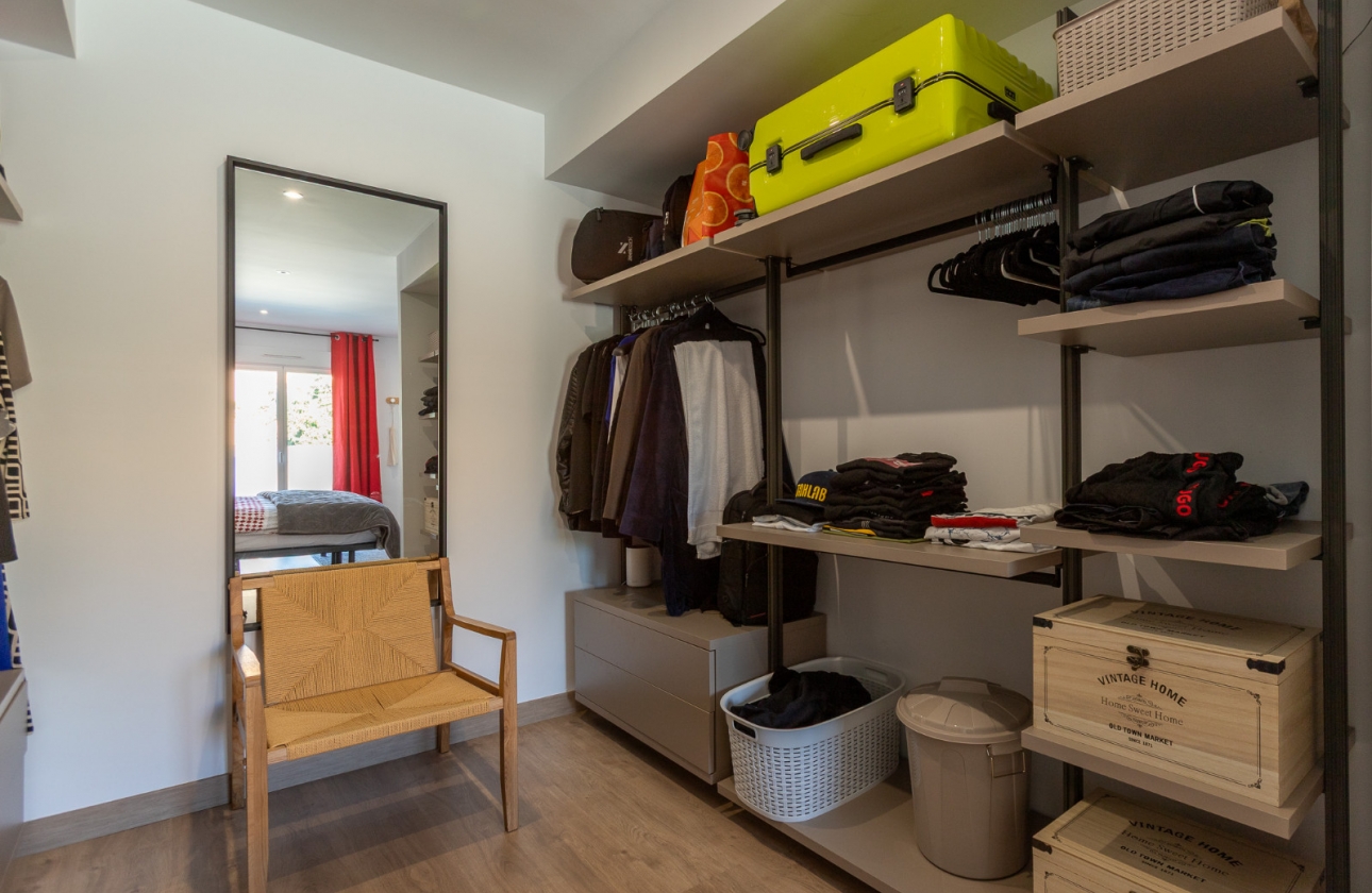 Rynek wtórny - Szeregowiec - Torrevieja - Los Balcones