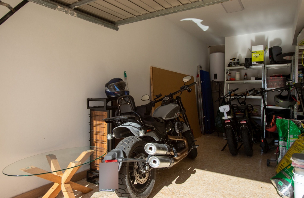 Rynek wtórny - Szeregowiec - Torrevieja - Los Balcones