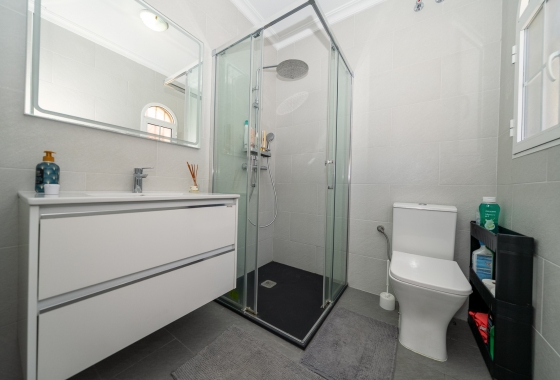 Rynek wtórny - Villa - Orihuela Costa - Sportcentre