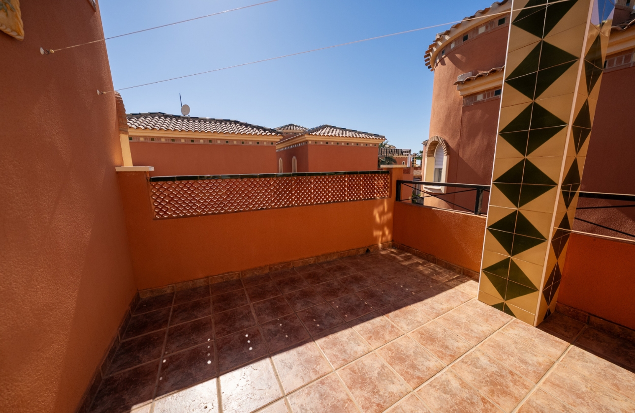 Rynek wtórny - Villa - Orihuela Costa - Sportcentre