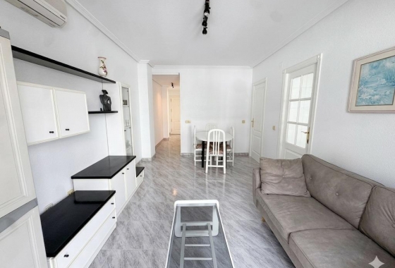 Rynek wtórny - Apartament - Torrevieja - Estacion de autobuses
