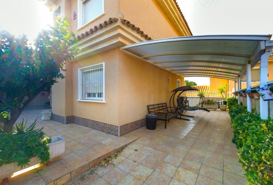 Rynek wtórny - Villa - Torrevieja - Los Balcones