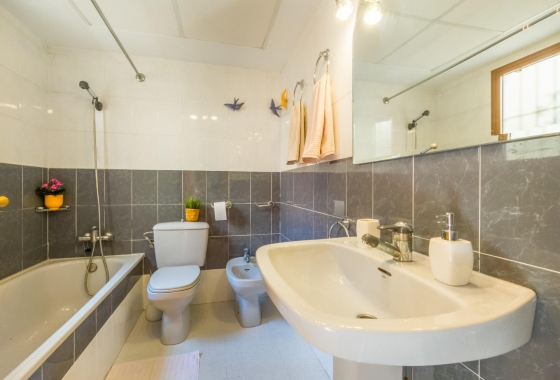 Rynek wtórny - Apartament - Torrevieja - Centro