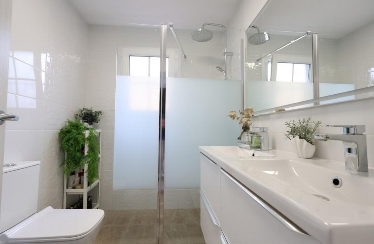 Reventa - Villa - San Miguel de Salinas - Las Filipinas