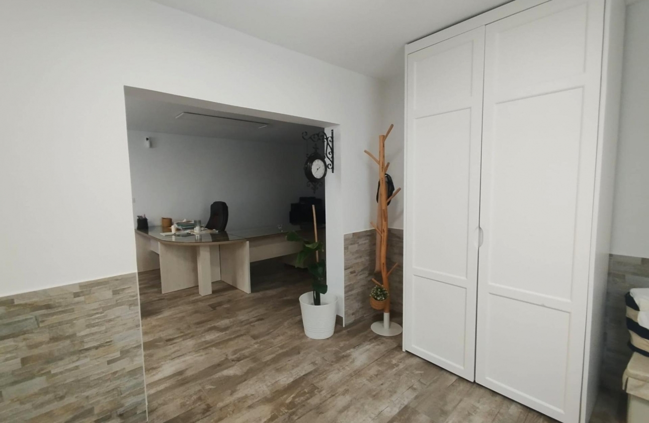 Reventa - Villa - San Miguel de Salinas - Las Filipinas