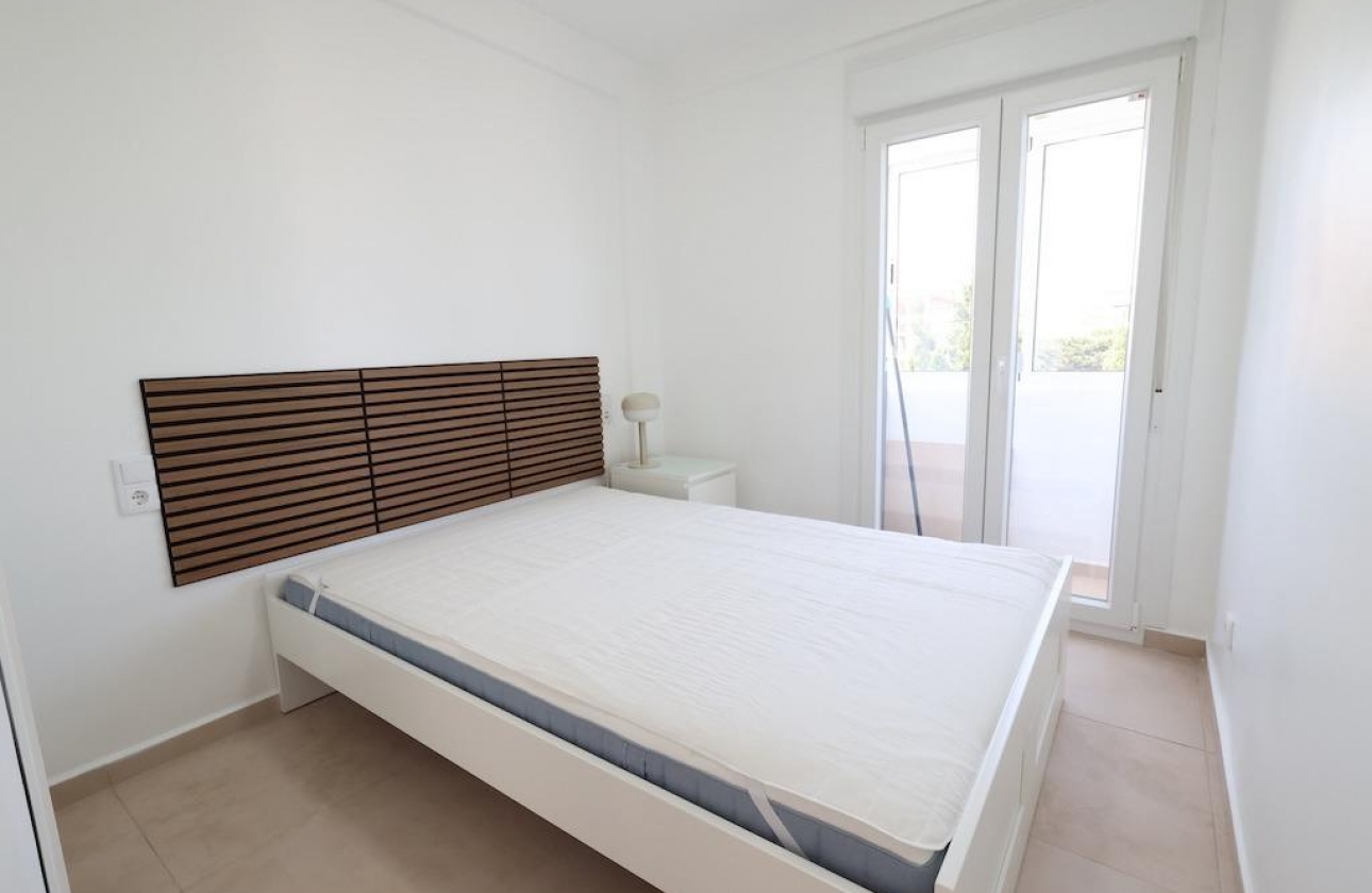 Reventa - Bungalow - Orihuela Costa - La Zenia