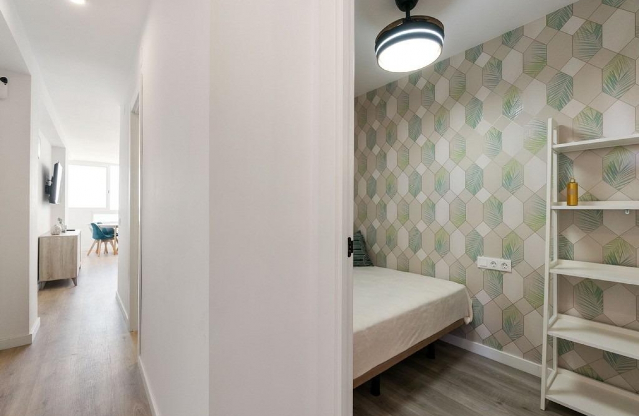 Resale - Apartment - Torrevieja - Cabo cervera