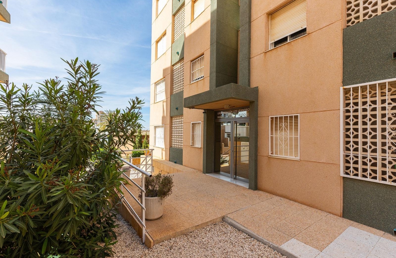 Rynek wtórny - Apartament - Torrevieja - Cabo cervera