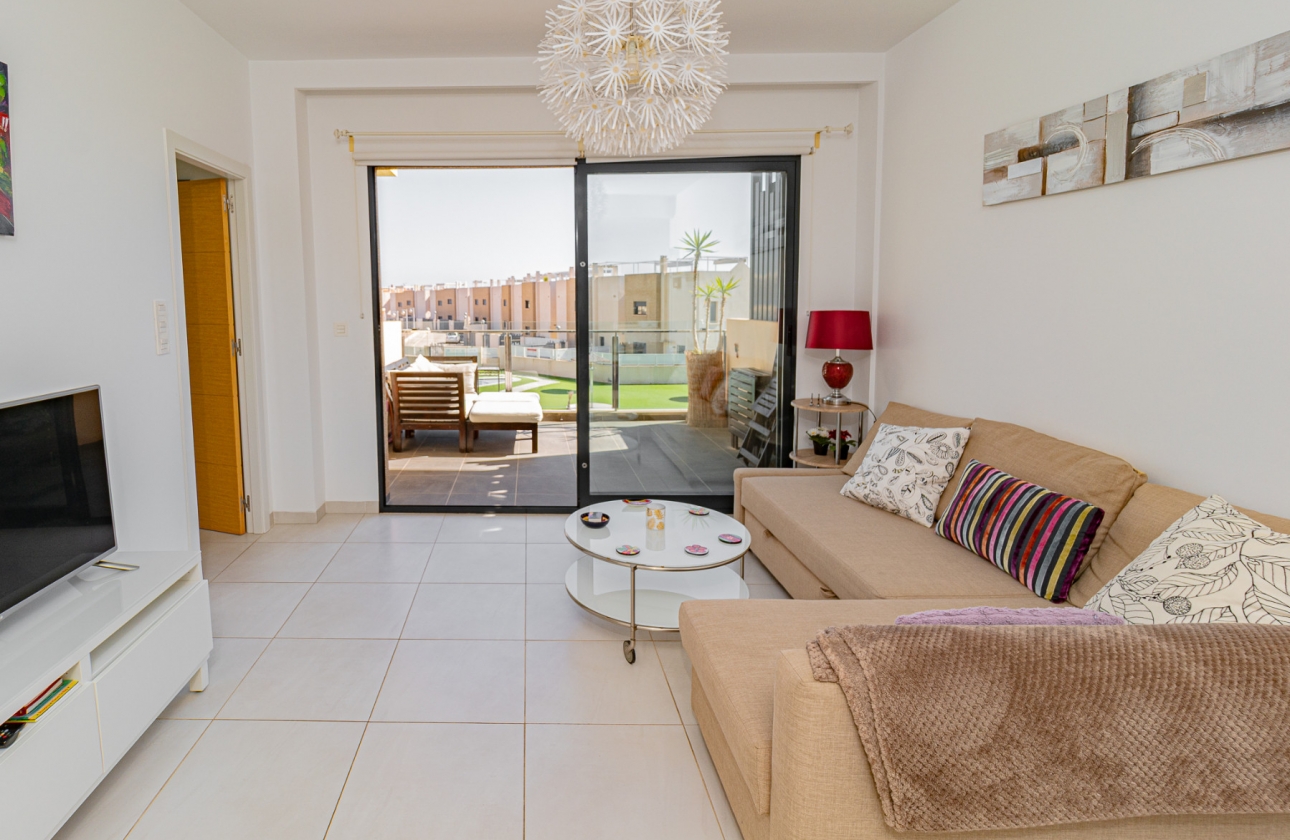 Rynek wtórny - Apartament - Orihuela Costa - La Zenia