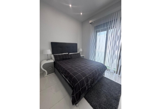 Rynek wtórny - Villa - Orihuela Costa - Pau 8