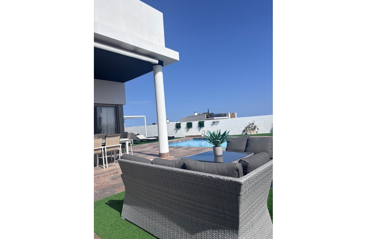 Rynek wtórny - Villa - Orihuela Costa - Pau 8