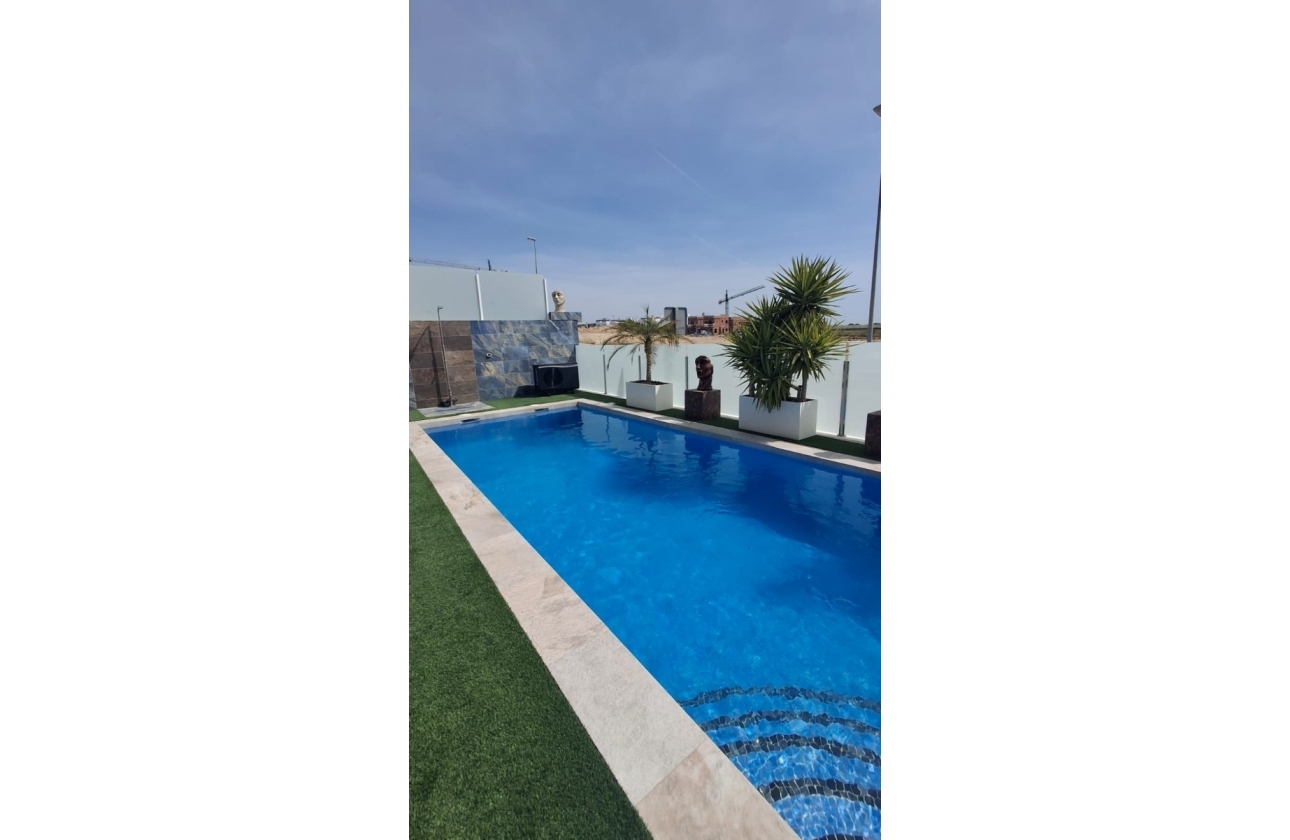 Rynek wtórny - Villa - Orihuela - Entre Naranjos Vistabella Golf