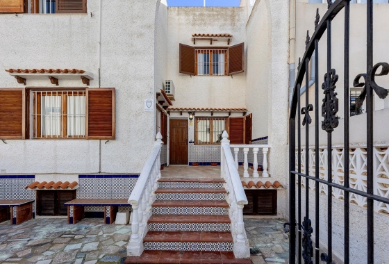 Rynek wtórny - Szeregowiec - Torrevieja - Calas blanca