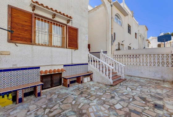 Rynek wtórny - Szeregowiec - Torrevieja - Calas blanca