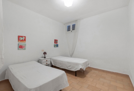 Rynek wtórny - Szeregowiec - Torrevieja - Calas blanca