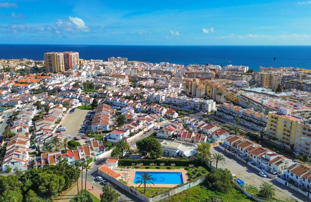 Rynek wtórny - Szeregowiec - Torrevieja - Calas blanca