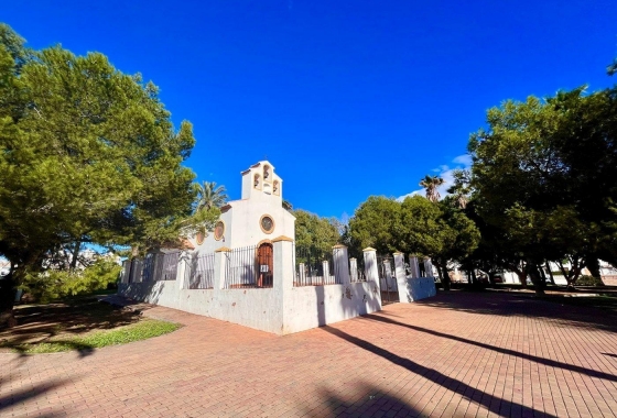 Rynek wtórny - Szeregowiec - Torrevieja - Calas blanca