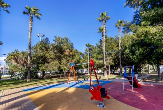 Rynek wtórny - Szeregowiec - Torrevieja - Calas blanca