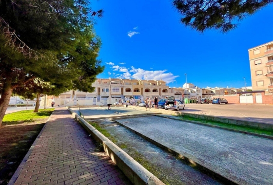 Rynek wtórny - Szeregowiec - Torrevieja - Calas blanca