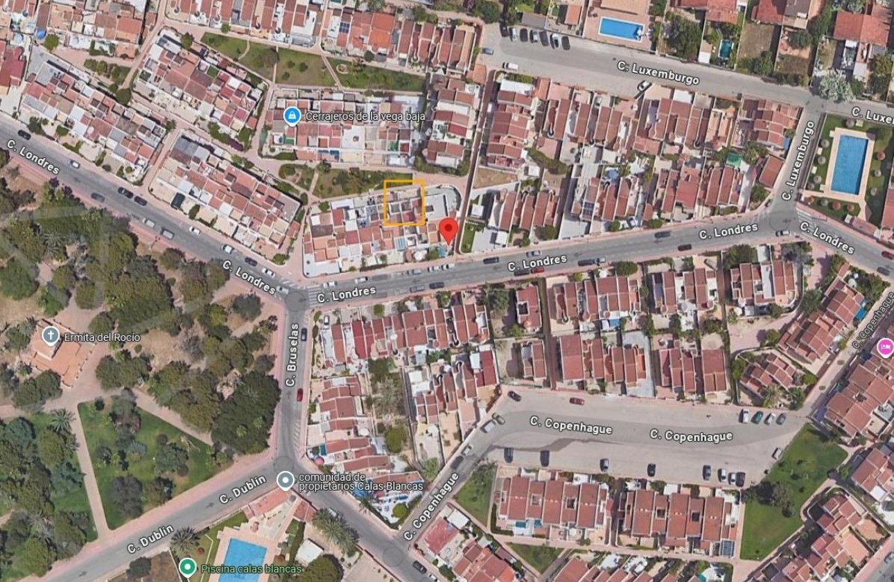 Rynek wtórny - Szeregowiec - Torrevieja - Calas blanca