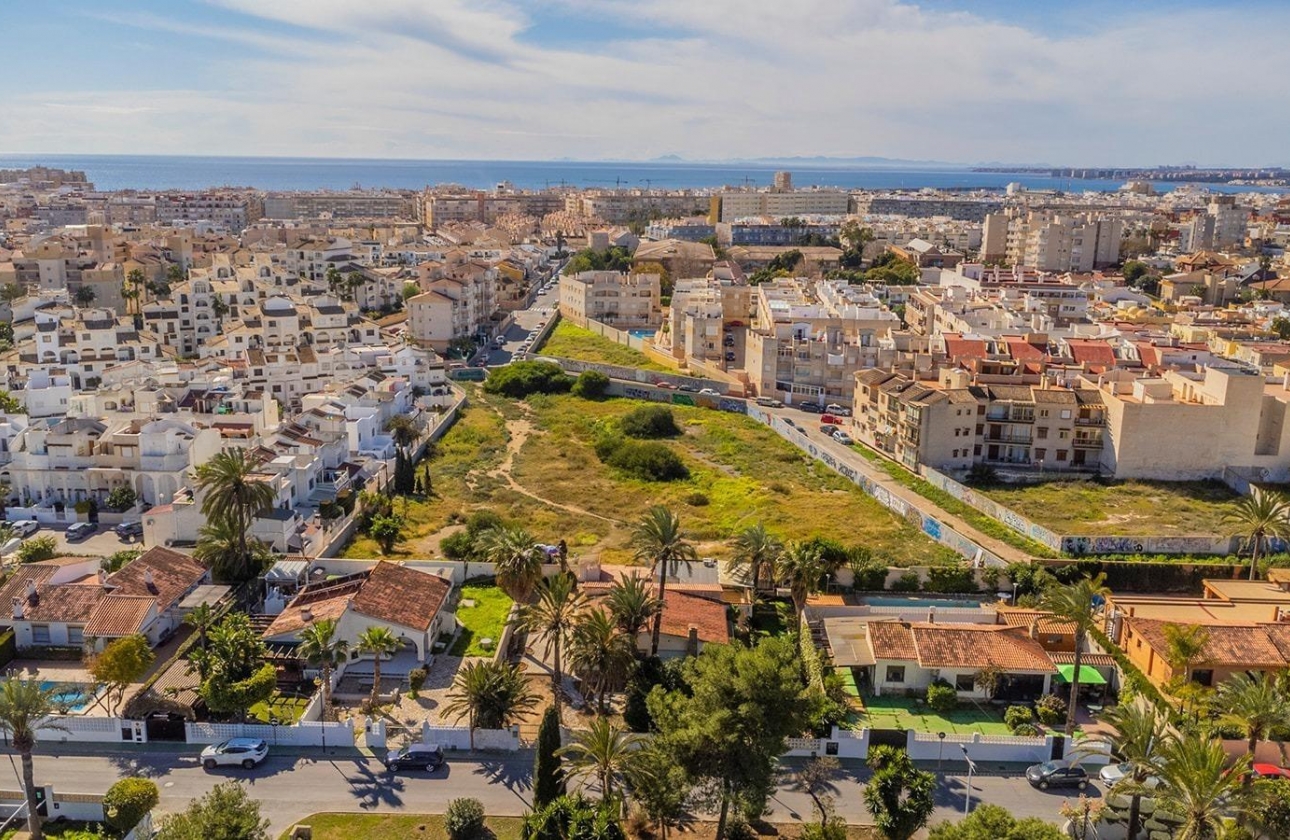 Rynek wtórny - Szeregowiec - Torrevieja - Calas blanca
