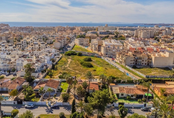Rynek wtórny - Szeregowiec - Torrevieja - Calas blanca